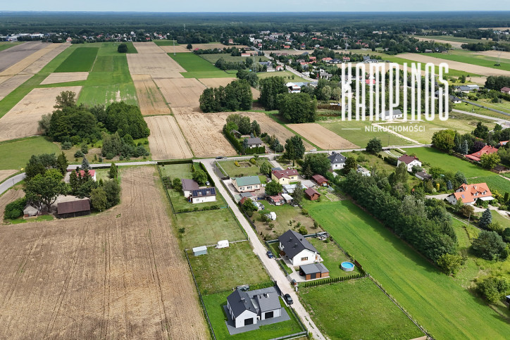Dom Sprzedaż Podkampinos 16